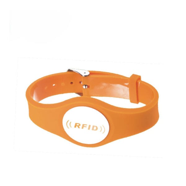 HF NFC UHF Etiqueta RFID para ropa de trabajo (3) HF NFC UHF Etiqueta RFID para ropa de trabajo