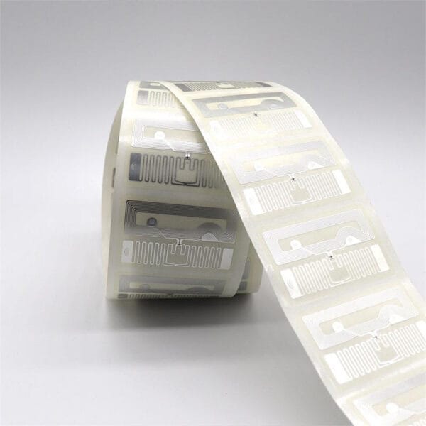 Etiqueta RFID industrial de doble frecuencia para uniformes