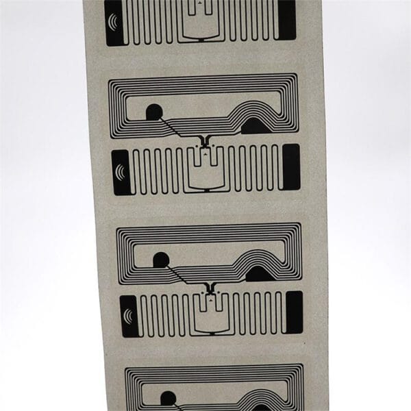 Etiqueta RFID industrial de doble frecuencia para uniformes