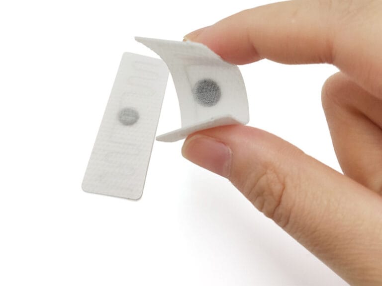 Etiquetas RFID UHF para lavandería textil